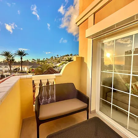 Sunset 4 & Heated Pool Apartment